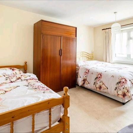 London Stratford Holiday Home Luaran gambar