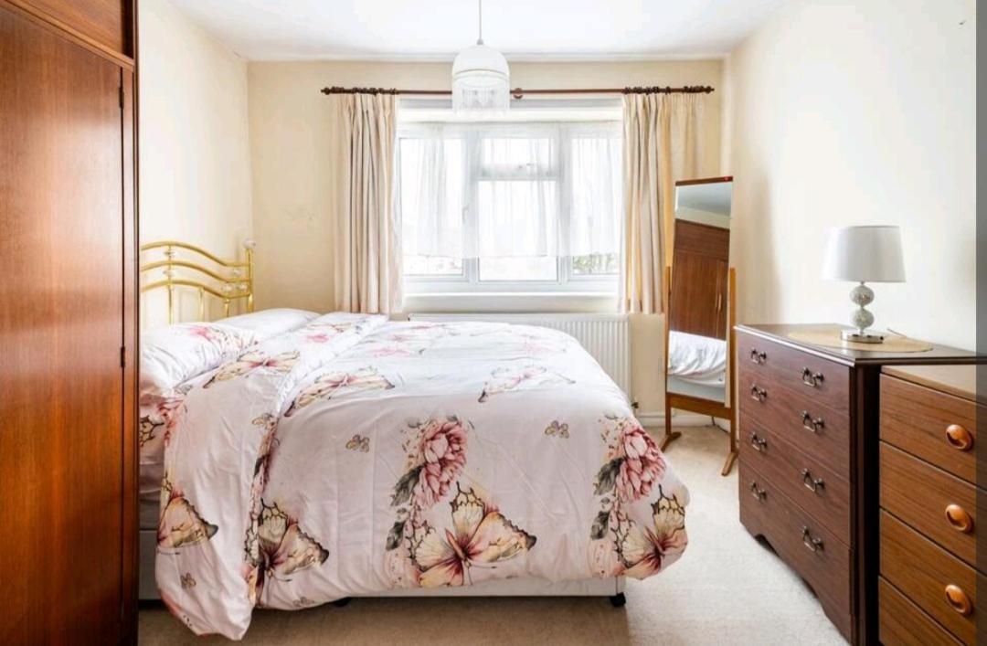 London Stratford Holiday Home Luaran gambar